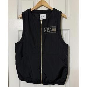 Nike Team 31 Club Men's Small Therma-FIT NBA Woven Full-Zip Vest FD8451-010 NEW